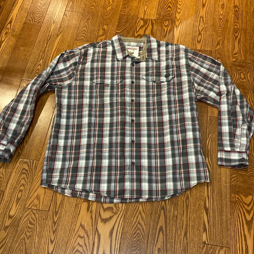 Wrangler shirt XLg